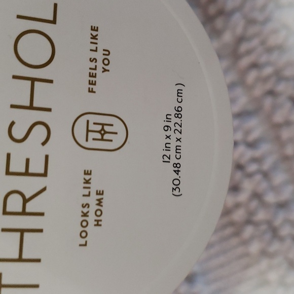 THRESHOLD VELVET LOOK DECORATIVE SHAPED PUMPKIN - Picture 3 of 5